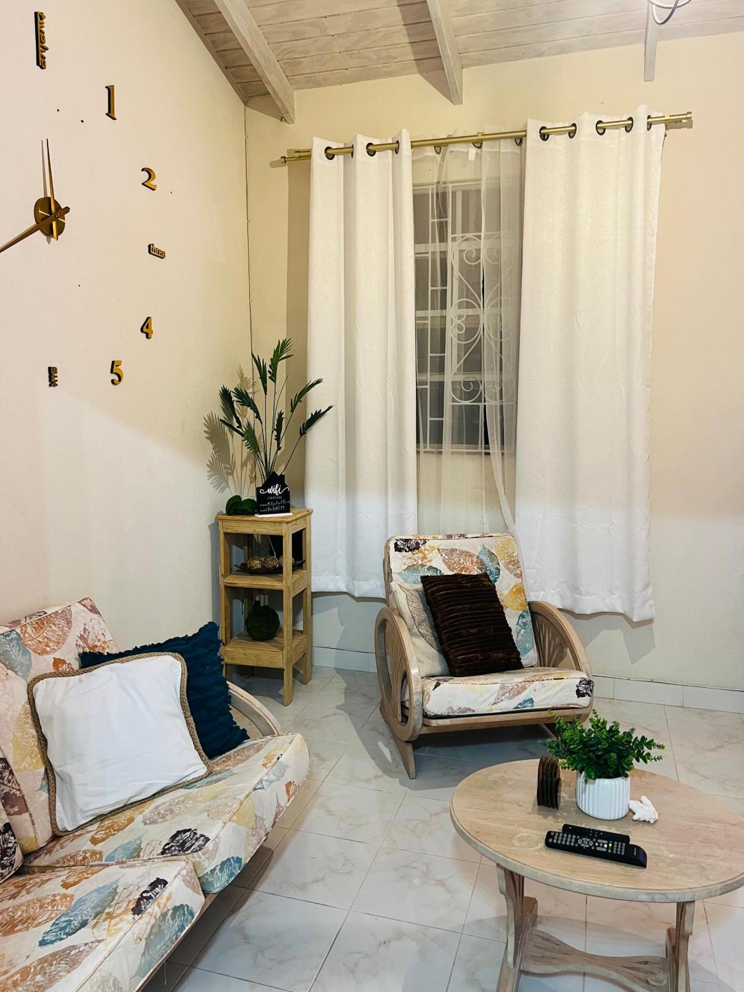 Entire Home - West Coast Barbados Saint Peter Buitenkant foto