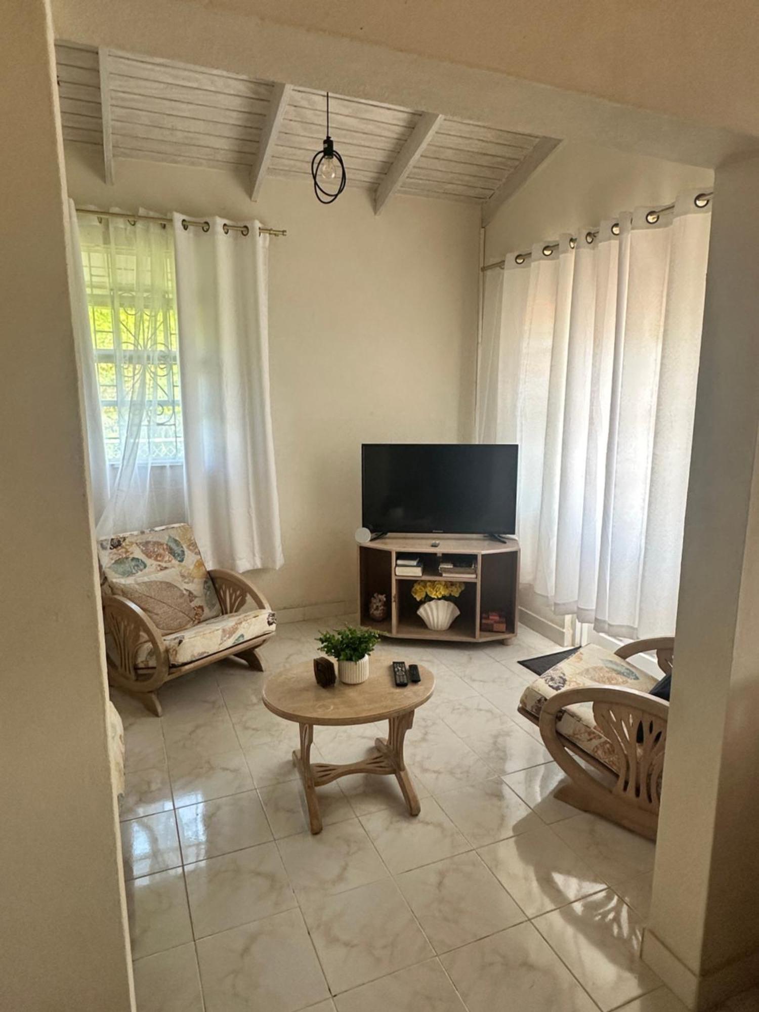 Entire Home - West Coast Barbados Saint Peter Buitenkant foto