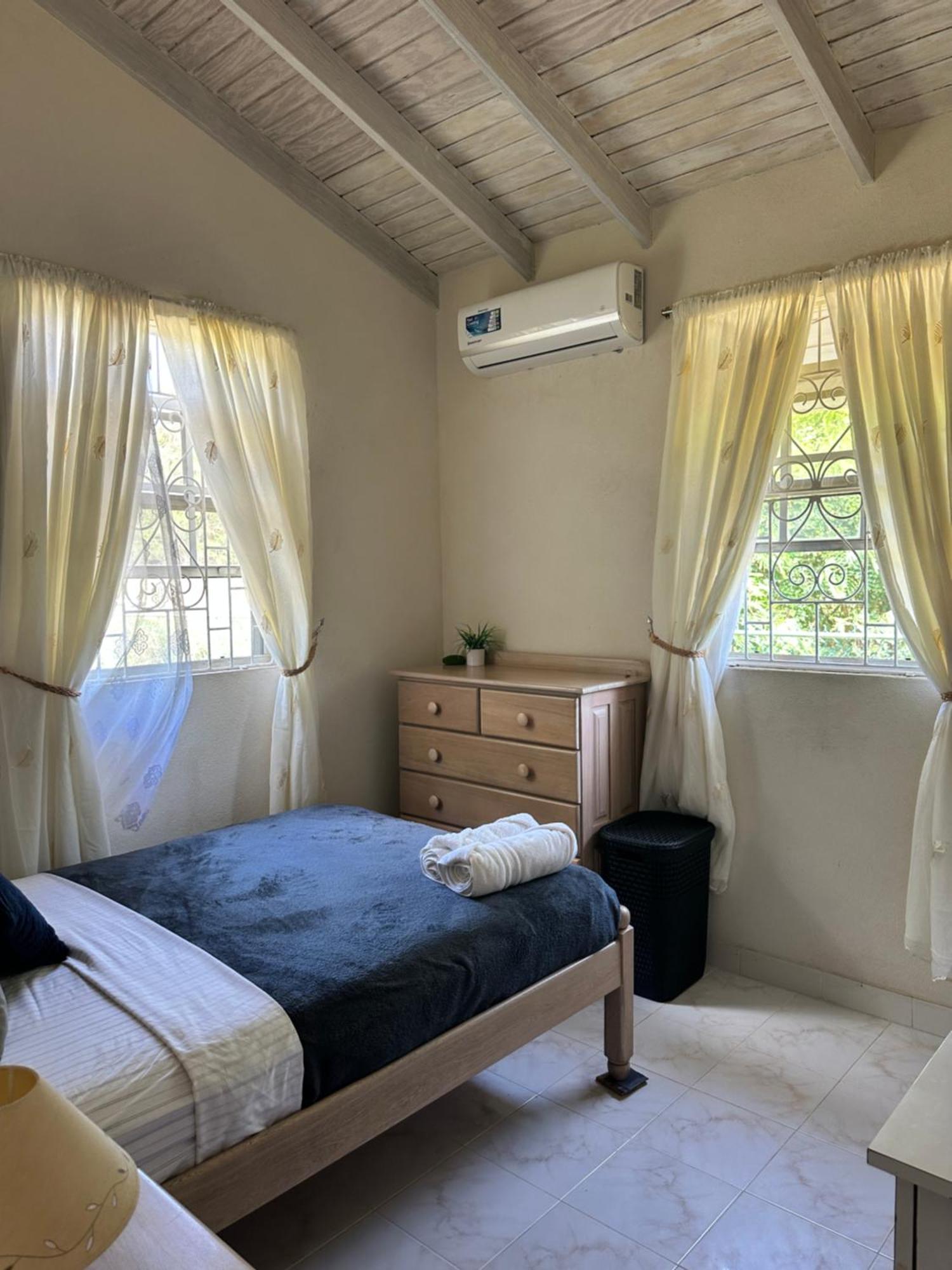 Entire Home - West Coast Barbados Saint Peter Buitenkant foto